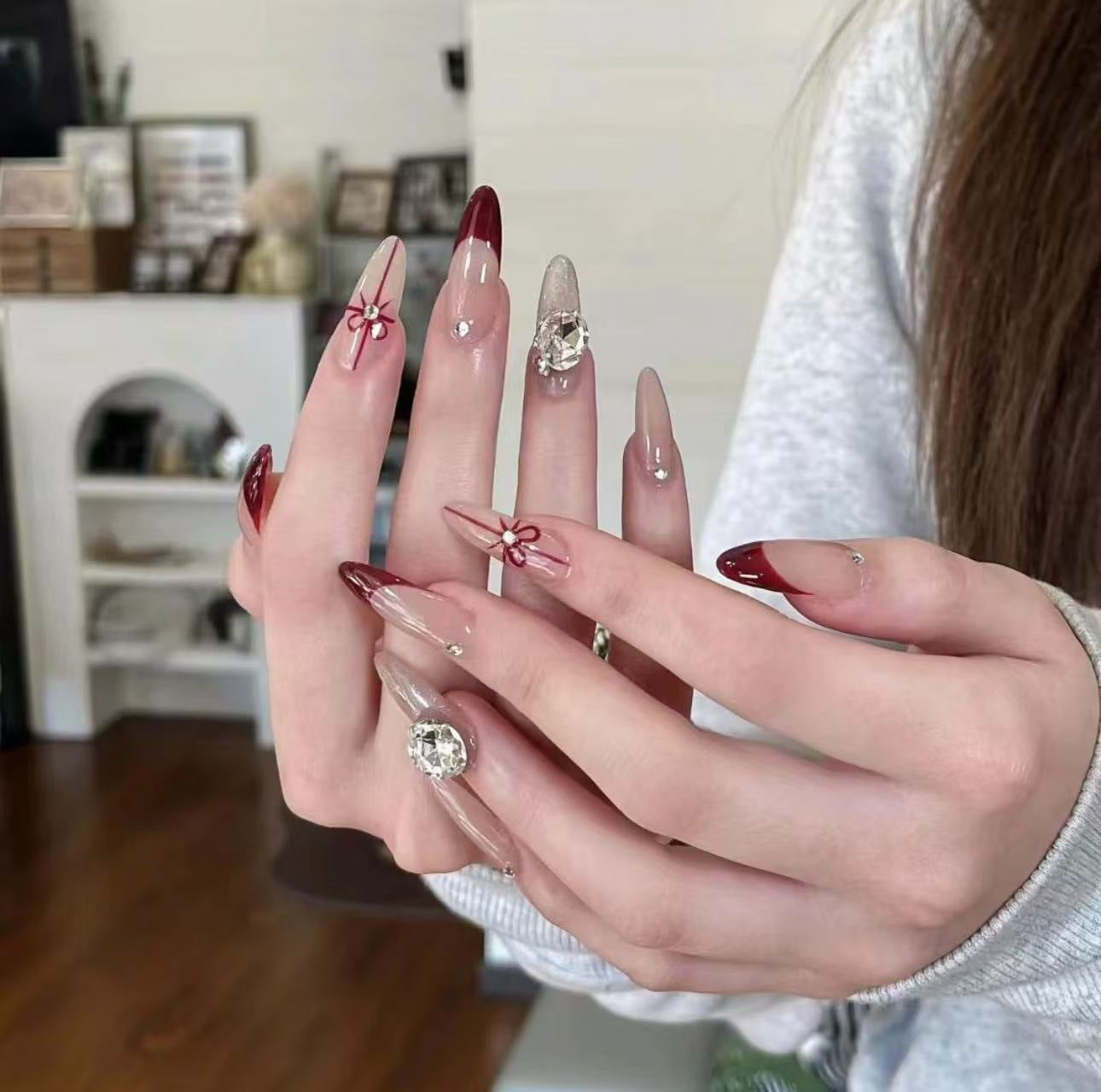 Luxury Handmade Press-On Nails Set - Elegant Nail Art Patches