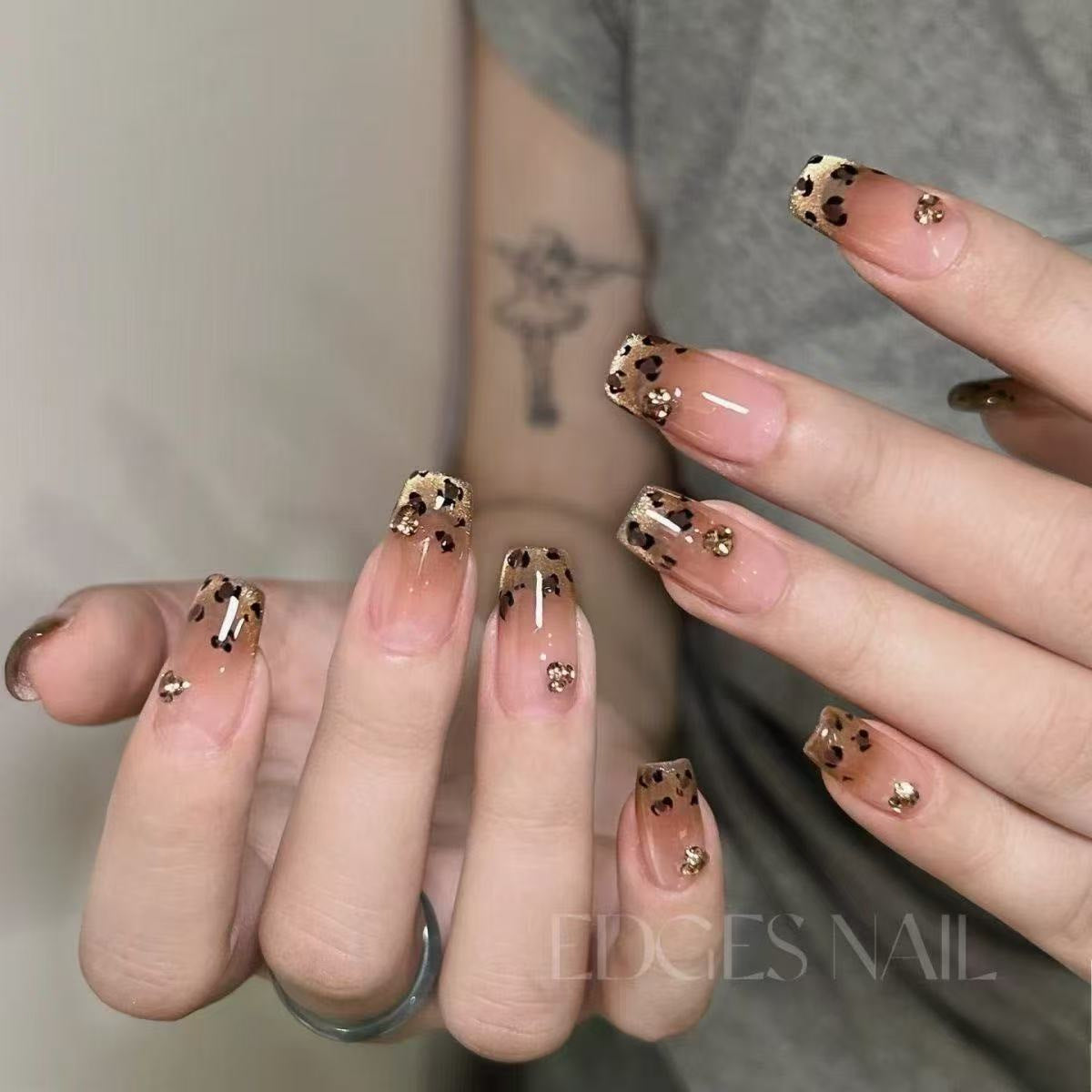 Luxury Handmade Press-On Nails Set - Elegant Nail Art Patches